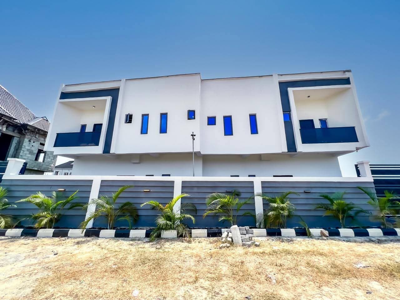 Main property image