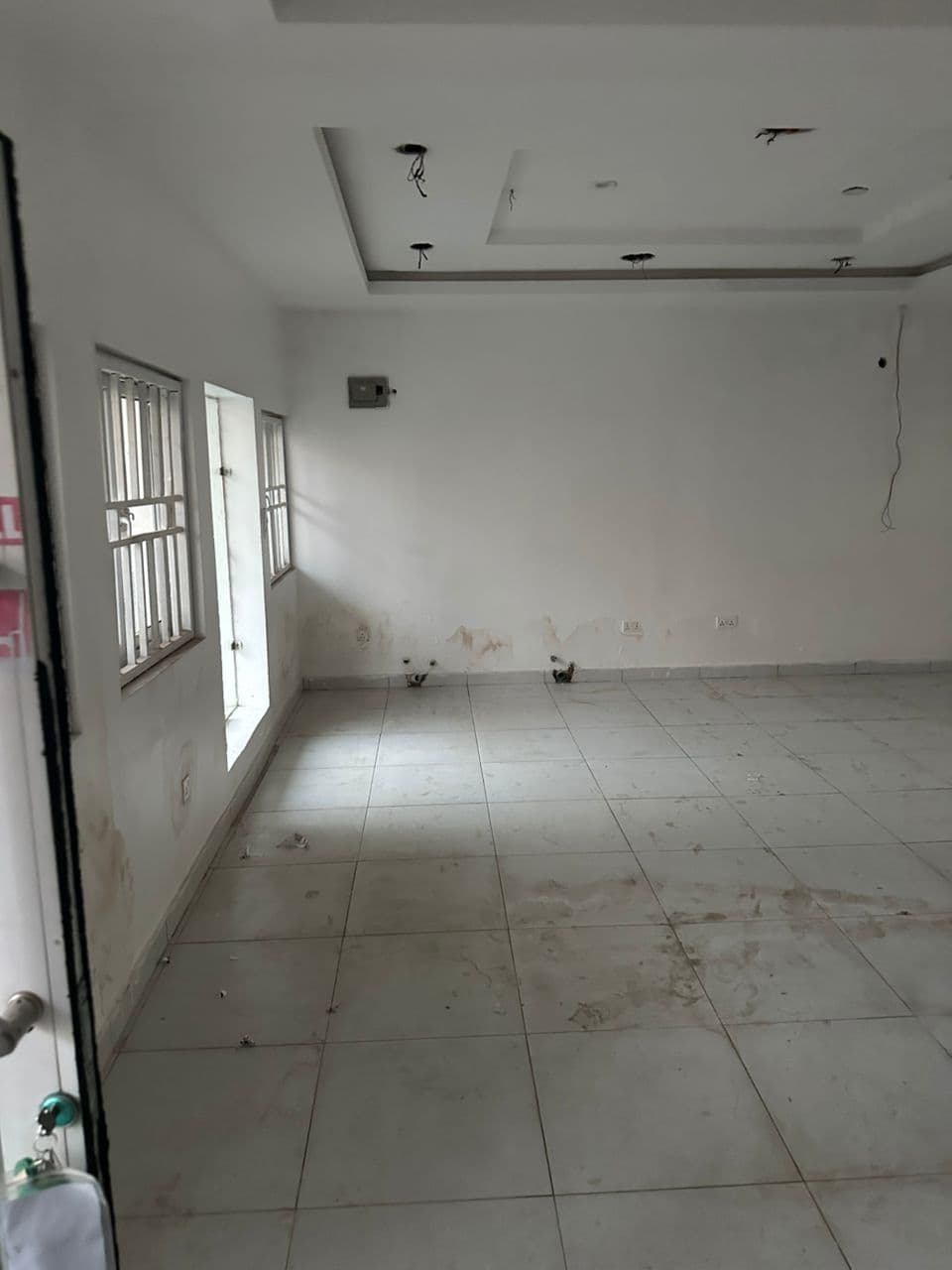 Main property image